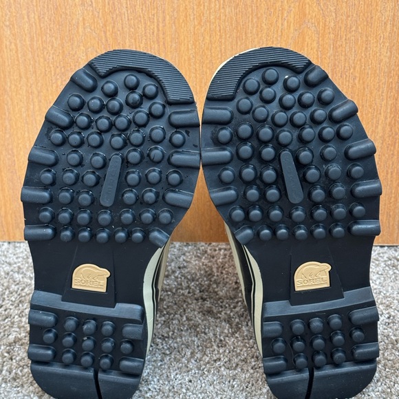 Sorel Caribou Women’s Boots 9.5 - Picture 8 of 11